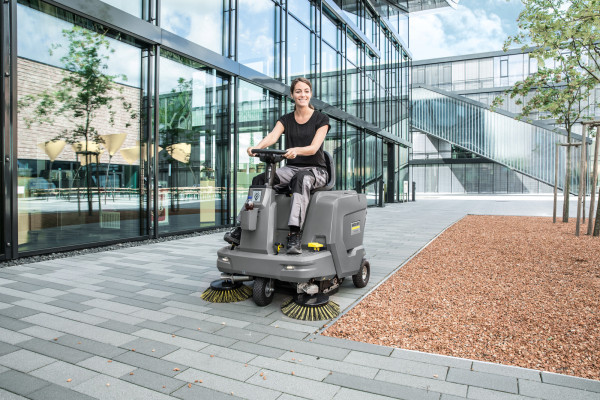 https://www.karcher-centar-mlazmatik.rs/images/products/big/2263.jpg