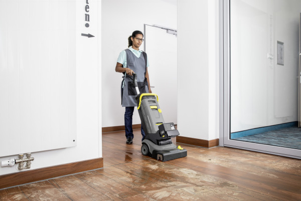 https://www.karcher-centar-mlazmatik.rs/images/products/big/2401.jpg