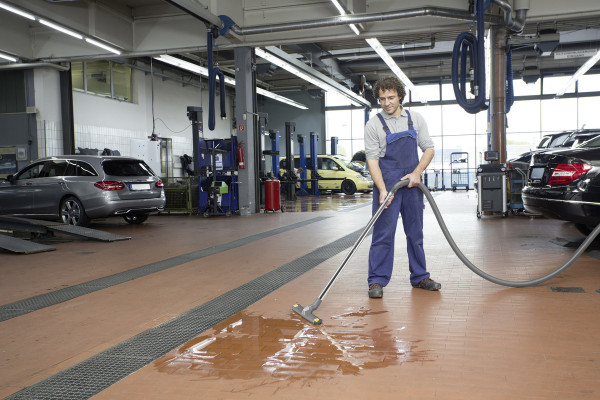 https://www.karcher-centar-mlazmatik.rs/images/products/big/3210.jpg